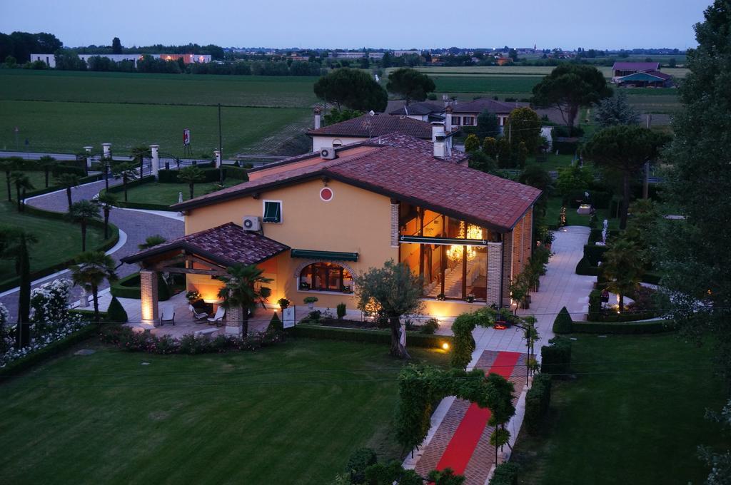 Agriturismo Fondo San Benedetto Correzzola Exterior photo